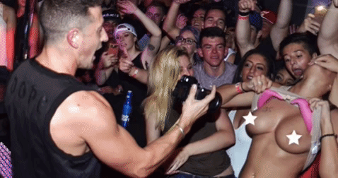 mike stud tour GIF by 4thehomies