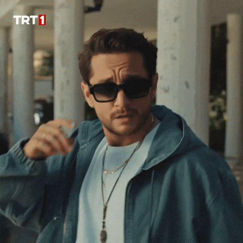Look Looking GIF by TRT