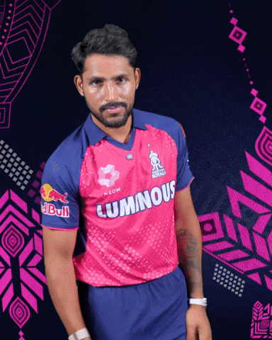 Watching Halla Bol GIF by Rajasthan Royals