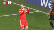 Football Reaction GIF by MolaTV