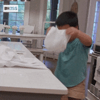 7 Little Johnstons Cooking GIF by DKISS