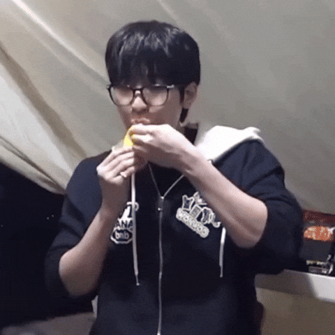 세븐틴 Wonu GIF