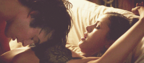 kissing GIF