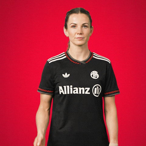 Football Soccer GIF by FC Bayern Women