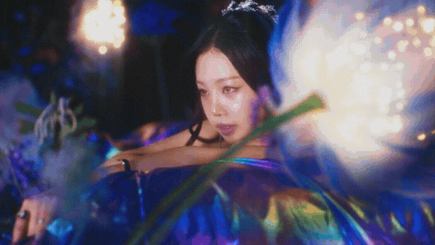 addamakpop giphyupload bed laser holographic GIF