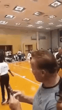gif-vif giphyupload gifvif arnold schwarzenegger gets assaulted in south africa GIF