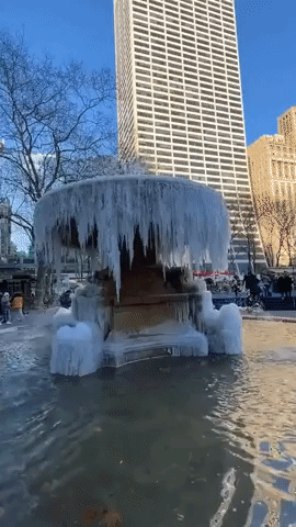 Park Fountain Freezes Over as Arctic Blast Hits New York