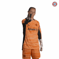 Laura Benkarth Football GIF by FC Bayern Women