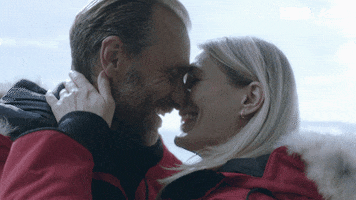 Alvaro Morte Kiss GIF by HBO ASIA