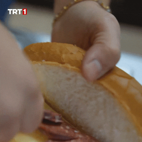 Hungry Breakfast GIF by TRT