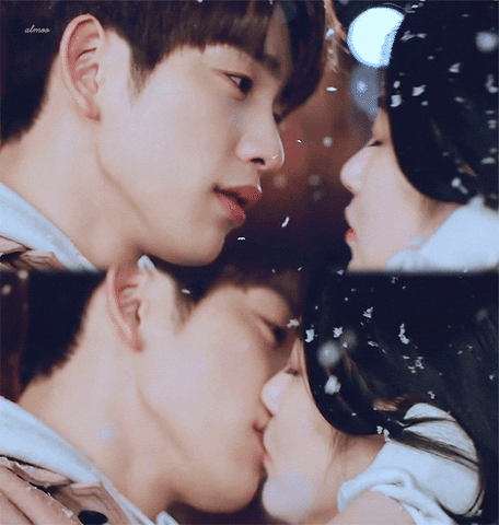 Kpopmap giphyupload GIF