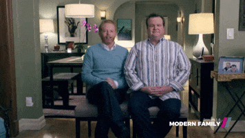 Modernfamily GIF by Showmax