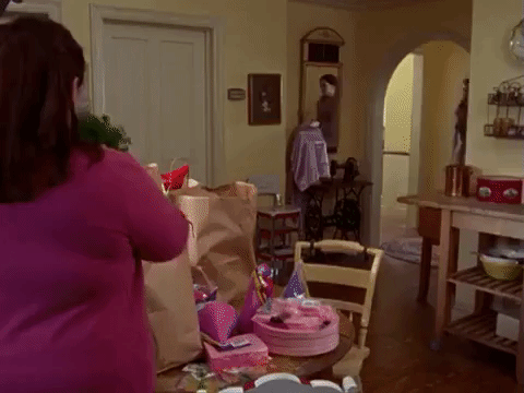 season 1 netflix GIF by Gilmore Girls 