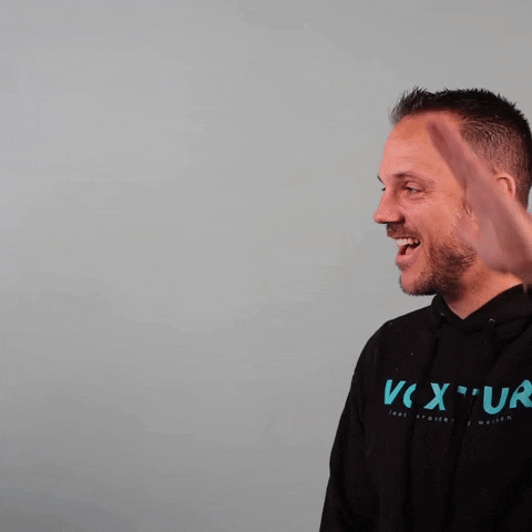 High Five Succes GIF by VOXTUR