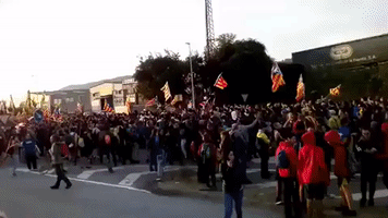 Barcelona Roads Fill With Half a Million Pro-Catalan Protesters