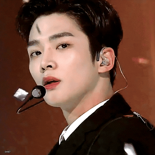 ehdgus1211 giphyupload GIF