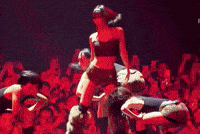 Tour Momo GIF