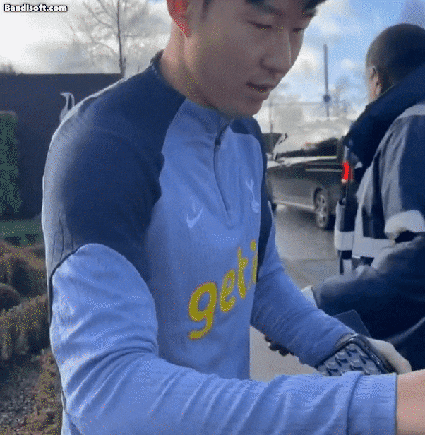 insight1 giphyupload GIF