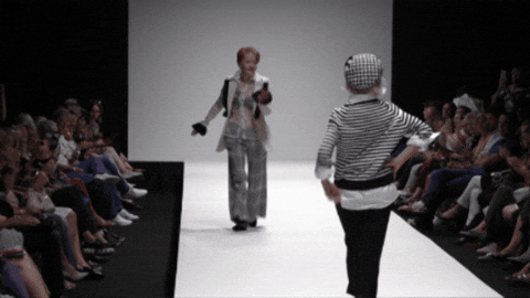 fabianaturcaramirez giphygifmaker viena GIF