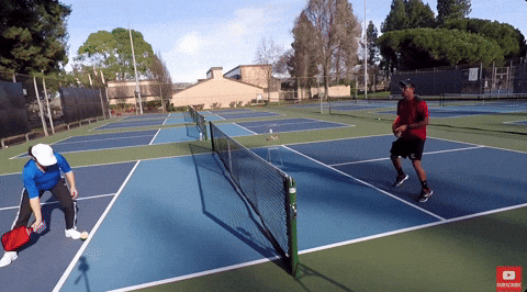 thuc-hien-ky-thuat-erne-trong-pickleball