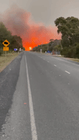 Bushfire Prompts Emergency Warning in Victorian Town
