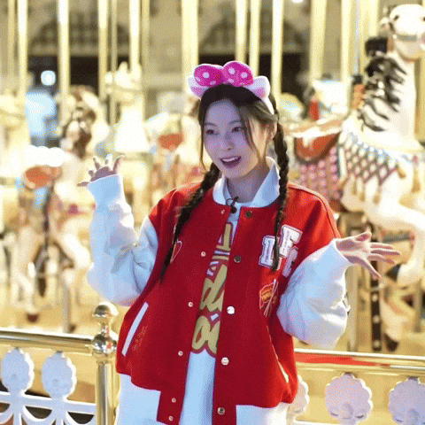 Nmixx GIF