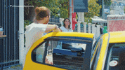 mediaset love car amor couple GIF