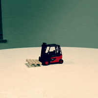 HofmannLinde silvester konfetti stapler hofmann GIF