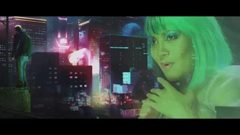 oxygen kiana valenciano GIF