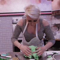 nailedIt baking bake nailed it reality show GIF