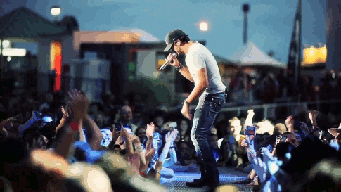 luke bryan GIF