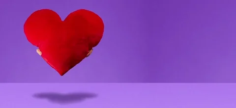 https://media0.giphy.com/media/v1.Y2lkPTc5MGI3NjExNGh5bDMweHRnZzlybWs5ZnR4OG5lY2s1anFwNm93bzYxYWVmYzVpMSZlcD12MV9pbnRlcm5hbF9naWZfYnlfaWQmY3Q9Zw/ZENv7E6QdWfqlxleVp/giphy.webp
