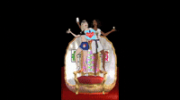 THE DANCING QUEENS