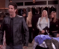 episode 9 friends GIF