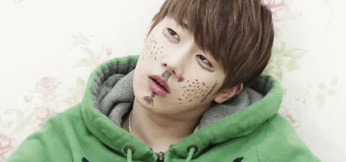 kim sunggyu GIF