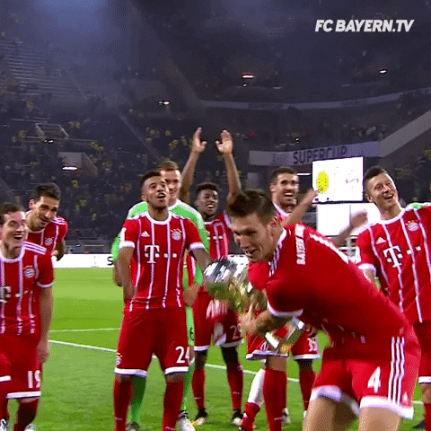 happy sÃ¼le GIF by FC Bayern Munich