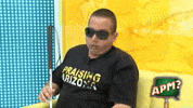Waiting GIF by Alguna Pregunta Més?