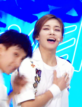 seventeen GIF