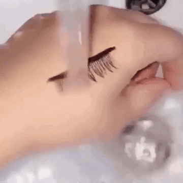 LaurasLashes giphygifmaker false lashes magnetic lashes magnetic eyelashes GIF
