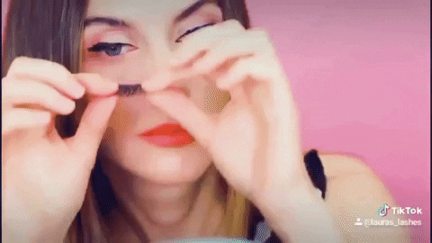 LaurasLashes giphygifmaker magnetic lashes GIF