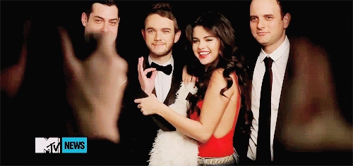 selena gomez hunt GIF
