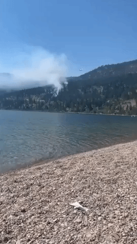 Aircraft Fight Wildfire in Southern British Columbia