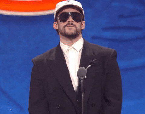 BadBunny_MamiPapi_Te_Amo