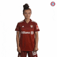 Lina Magull Football GIF by FC Bayern Women