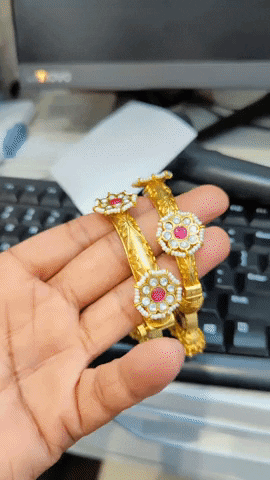 Buy Now Fashion GIF by ArtistryC