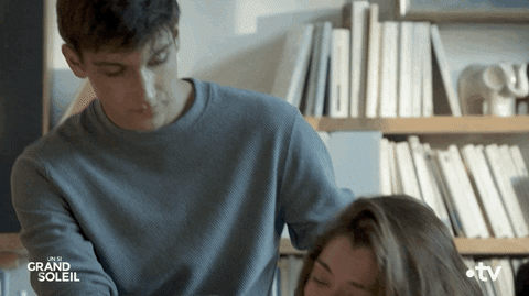 GIF by Un si grand soleil