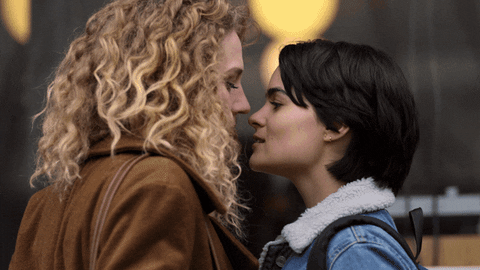 brianna hildebrand kiss GIF by NETFLIX