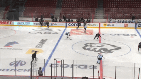 ea1816218ede49c8ba98e5549afe8e04 giphyupload GIF