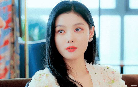 Kim Yoo Jung Mi Demonio GIF