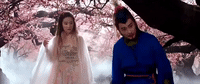 liu yi fei san sheng san shi shi li tao hua GIF